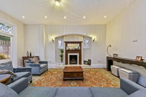 Family Room- click for photo gallery